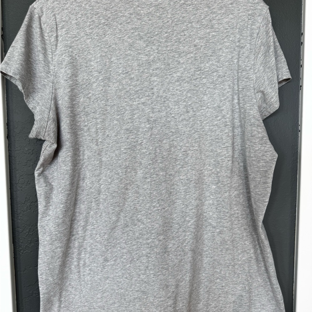 Ariat Heather Gray V-Neck Tee with Red Logo - Picture 2 of 5